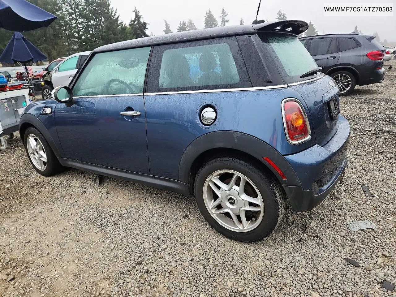 2010 MINI COOPER VIN WMWMF7C51ATZ70503 — фото 2