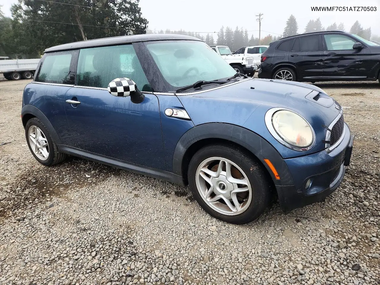 2010 MINI COOPER VIN WMWMF7C51ATZ70503 — фото 4