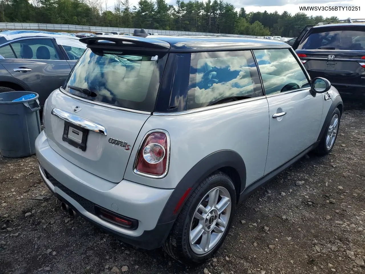2011 MINI COOPER VIN WMWSV3C56BTY10251 — фото 3