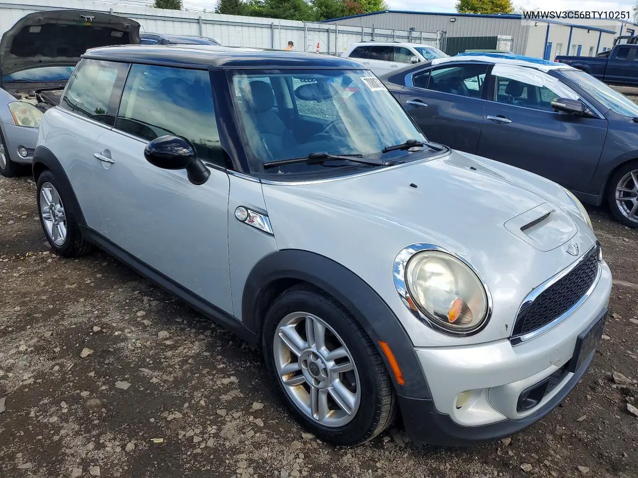 2011 MINI COOPER VIN WMWSV3C56BTY10251 — фото 4