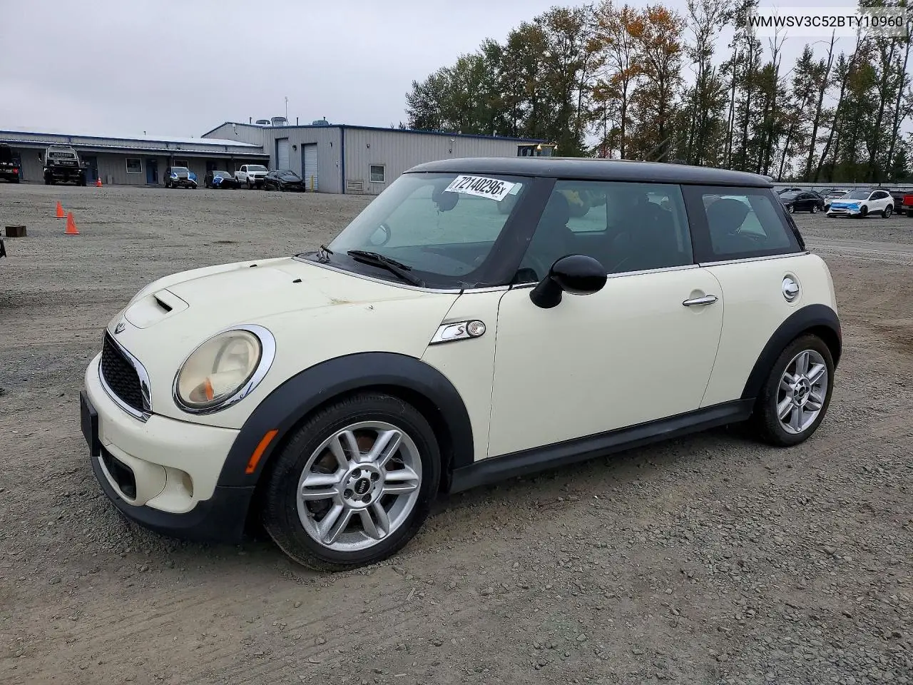MINI COOPER 2011, VIN WMWSV3C52BTY10960