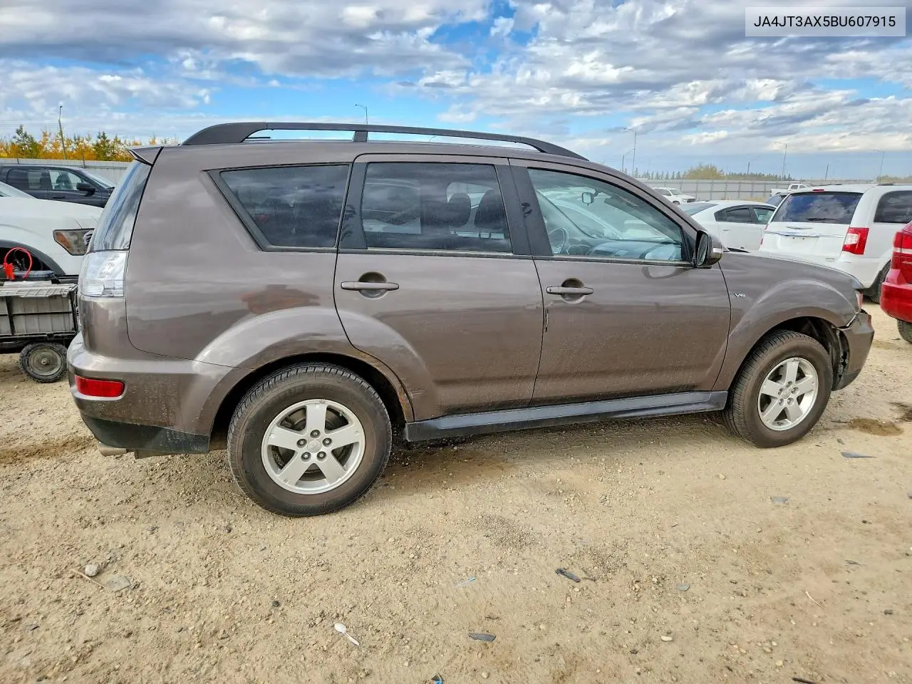 2011 MITSUBISHI OUTLANDER VIN JA4JT3AX5BU607915 — фото 3