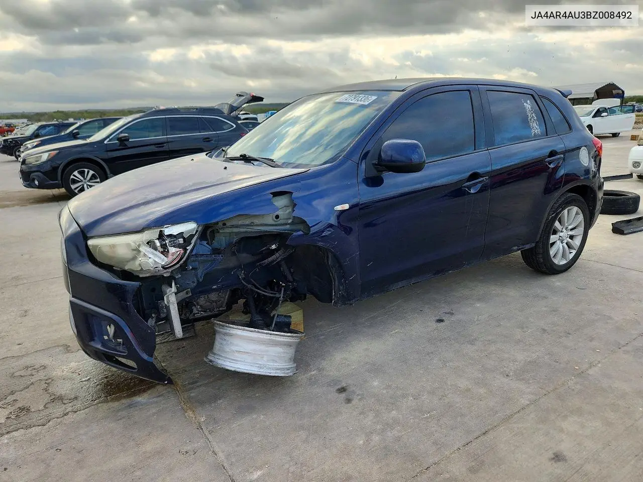 MITSUBISHI OUTLANDER 2011, VIN JA4AR4AU3BZ008492