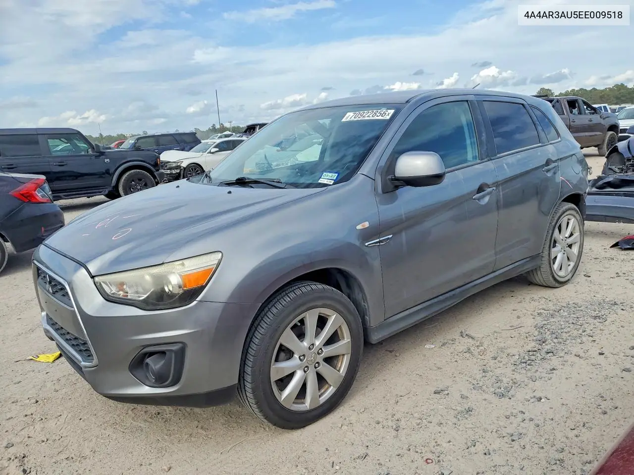 MITSUBISHI OUTLANDER 2014, VIN 4A4AR3AU5EE009518