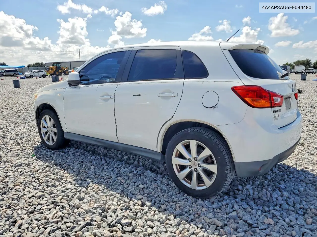 2015 MITSUBISHI OUTLANDER VIN 4A4AP3AU6FE044480 — фото 2