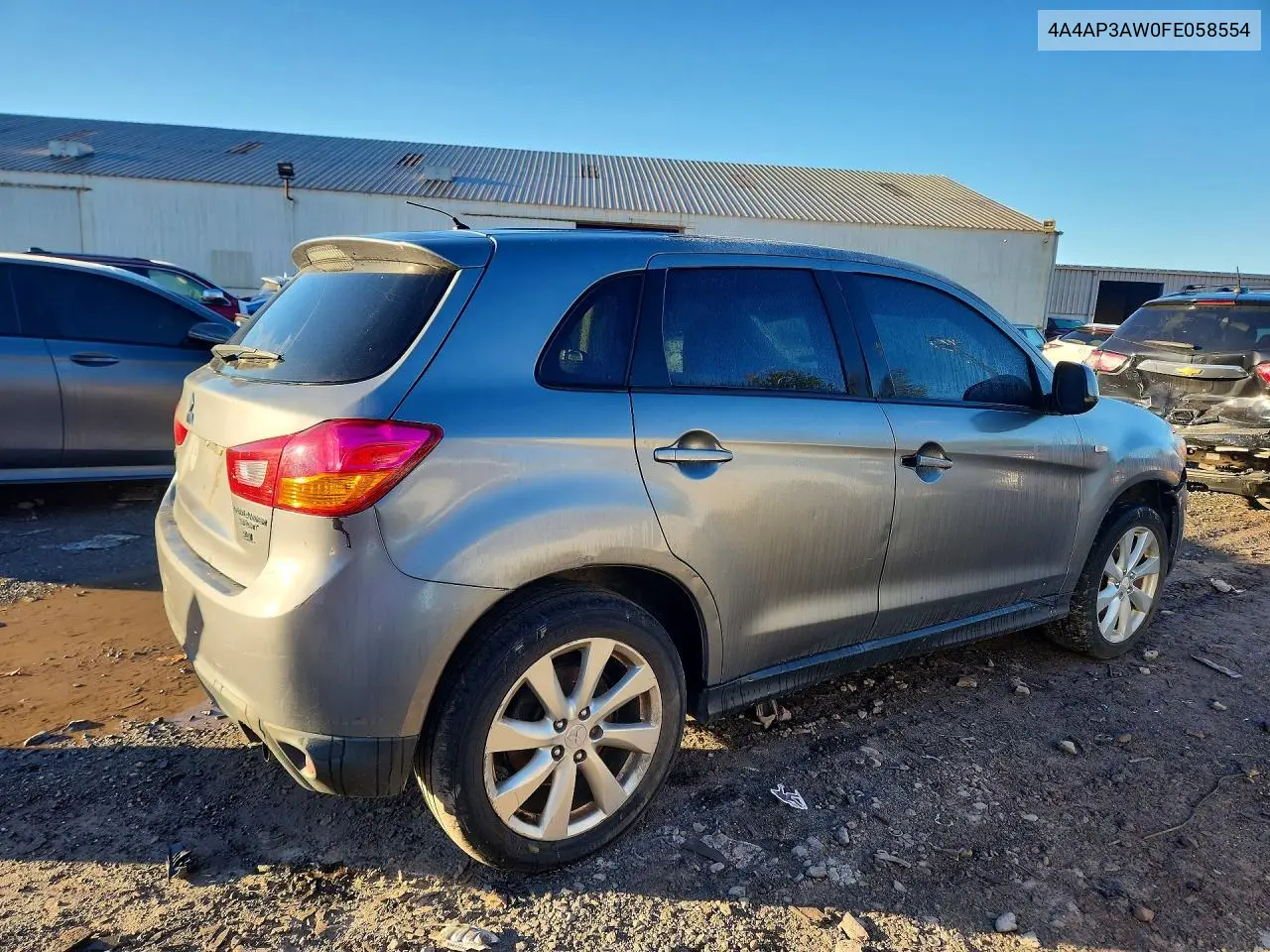 2015 MITSUBISHI OUTLANDER VIN 4A4AP3AW0FE058554 — фото 3