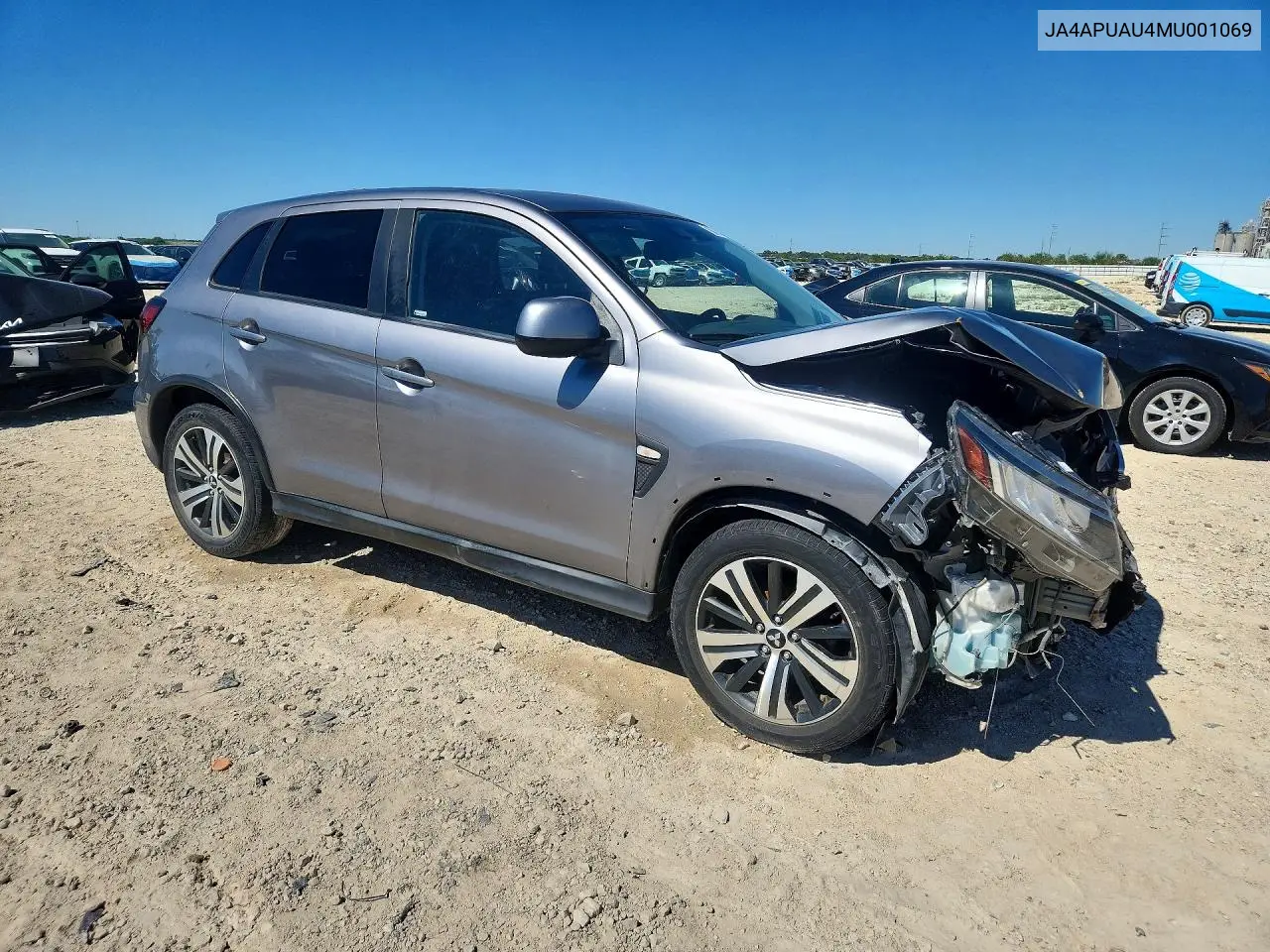 2021 MITSUBISHI OUTLANDER VIN JA4APUAU4MU001069 — фото 4