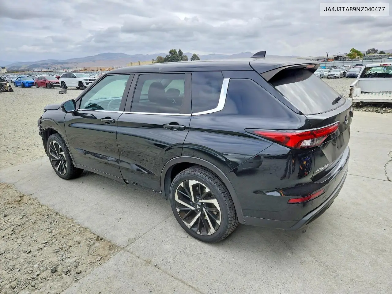 2022 MITSUBISHI OUTLANDER VIN JA4J3TA89NZ040477 — фото 2