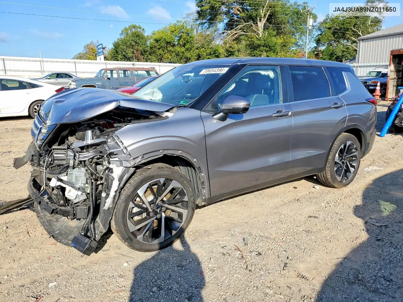 MITSUBISHI OUTLANDER 2022, VIN JA4J3UA89NZ011650