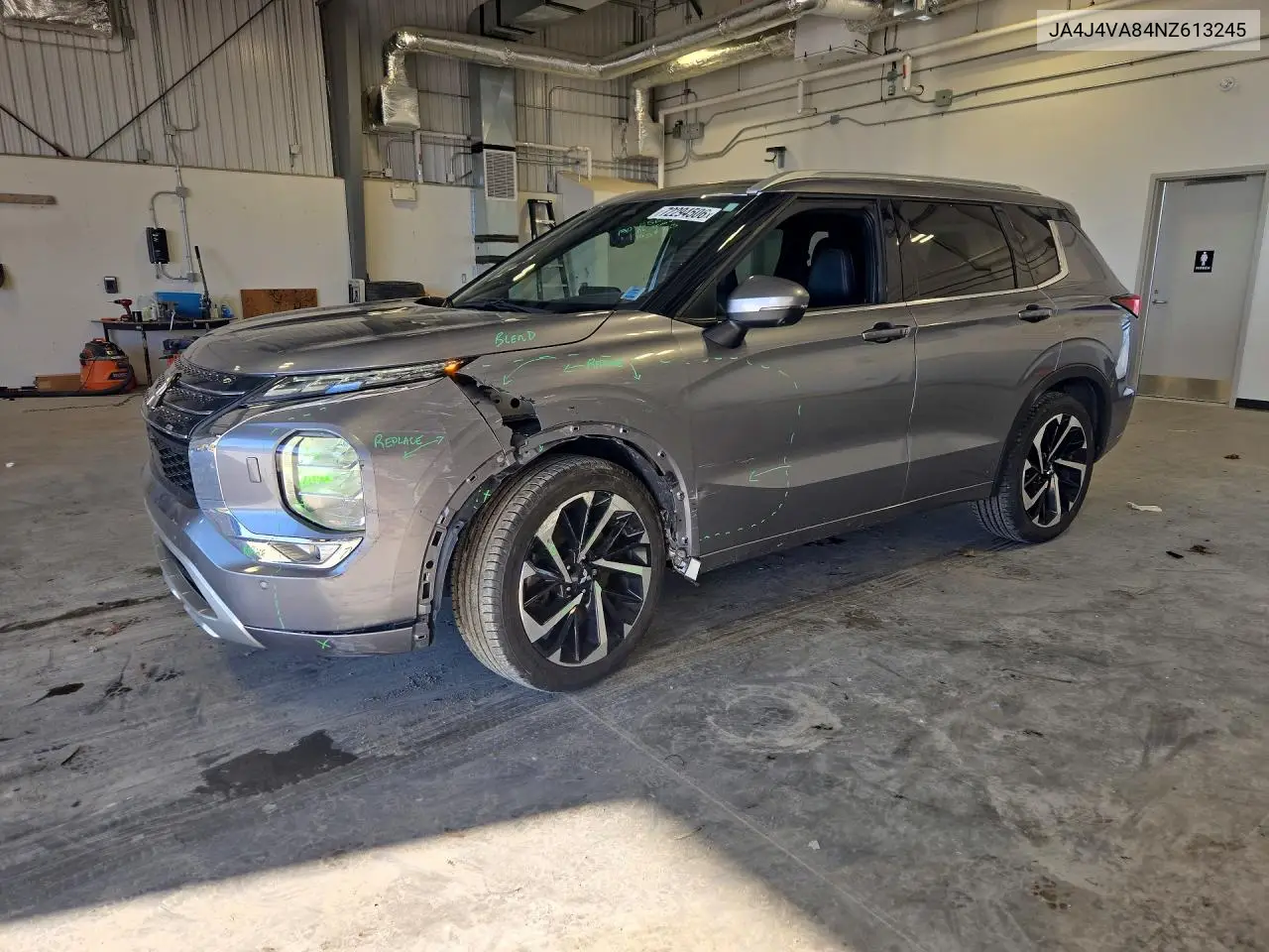 MITSUBISHI OUTLANDER 2022, VIN JA4J4VA84NZ613245