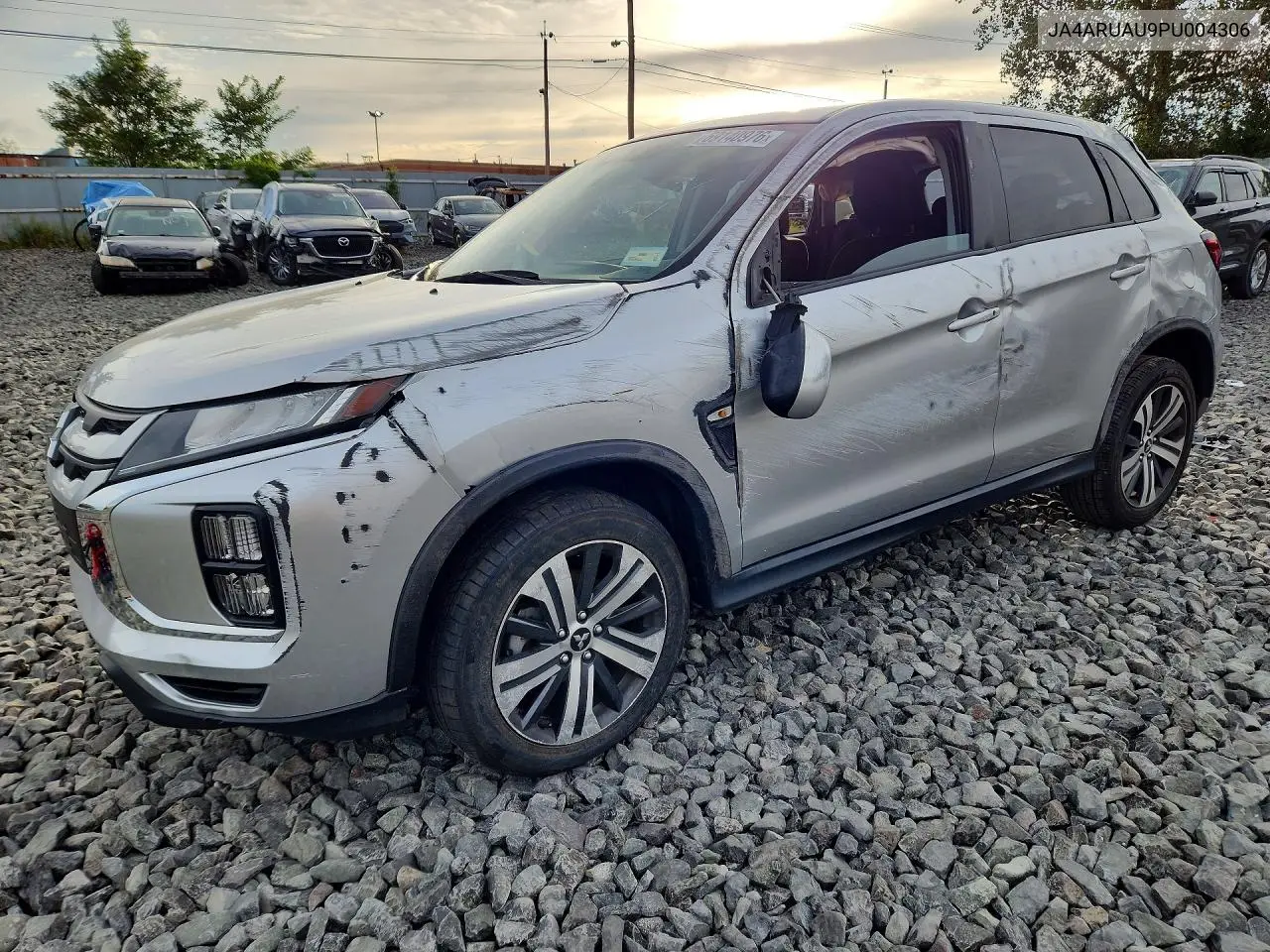 MITSUBISHI OUTLANDER 2023, VIN JA4ARUAU9PU004306