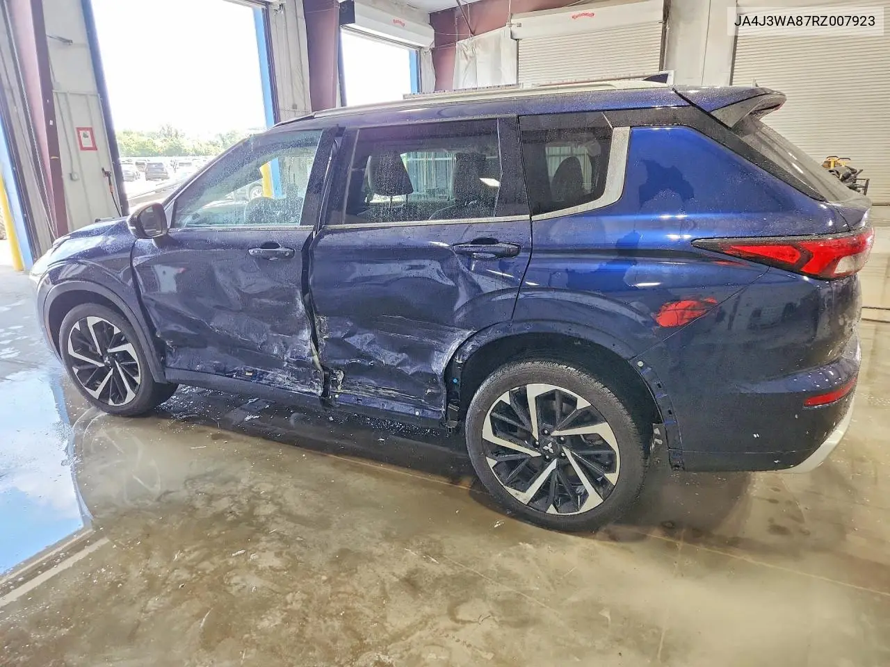 2024 MITSUBISHI OUTLANDER VIN JA4J3WA87RZ007923 — фото 2