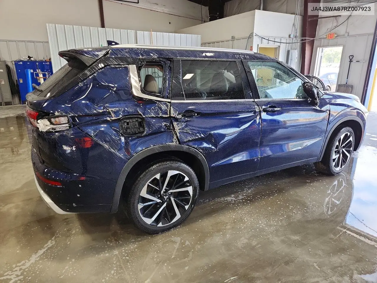 2024 MITSUBISHI OUTLANDER VIN JA4J3WA87RZ007923 — фото 3