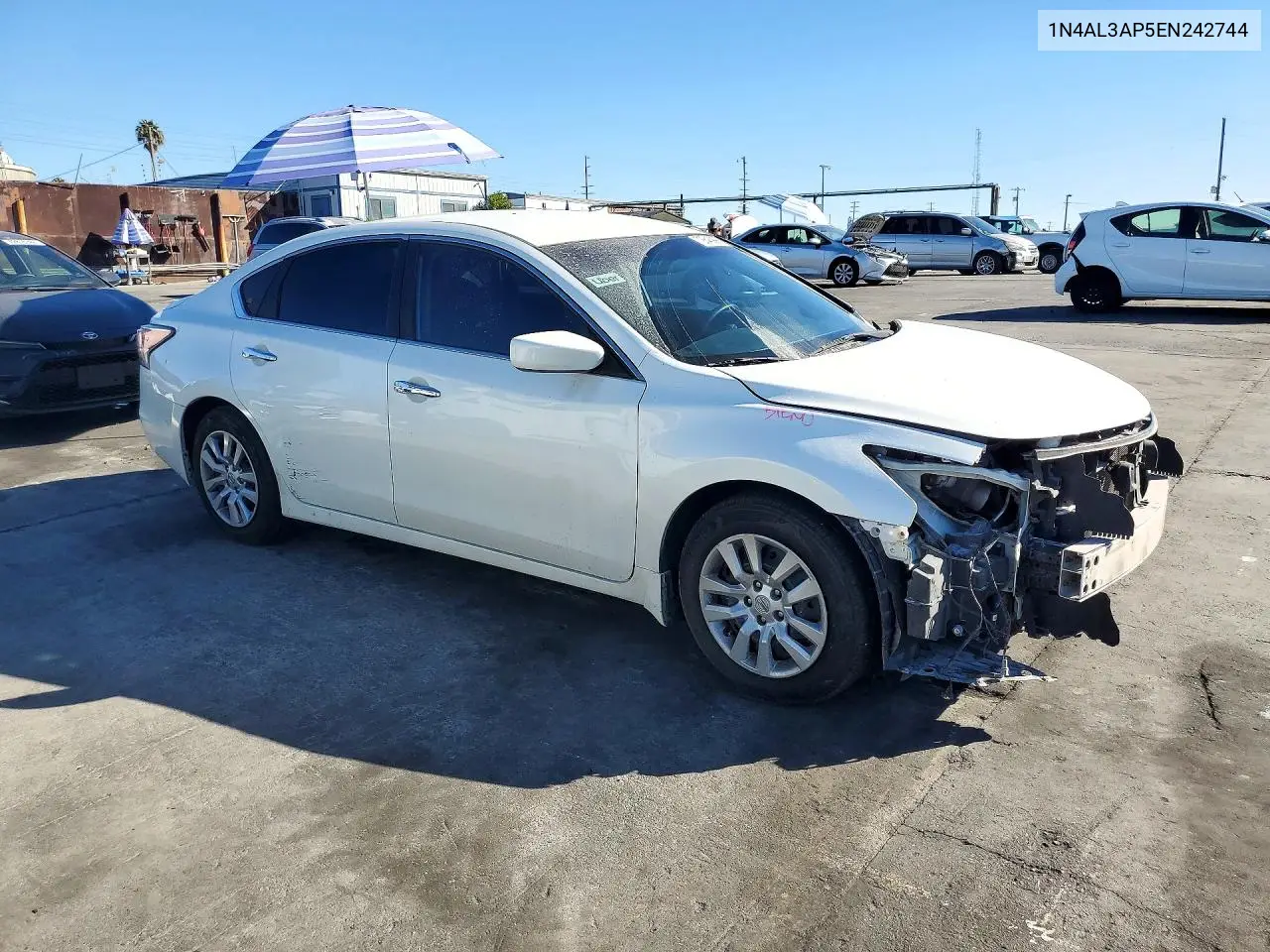 2014 NISSAN ALTIMA VIN 1N4AL3AP5EN242744 — фото 4
