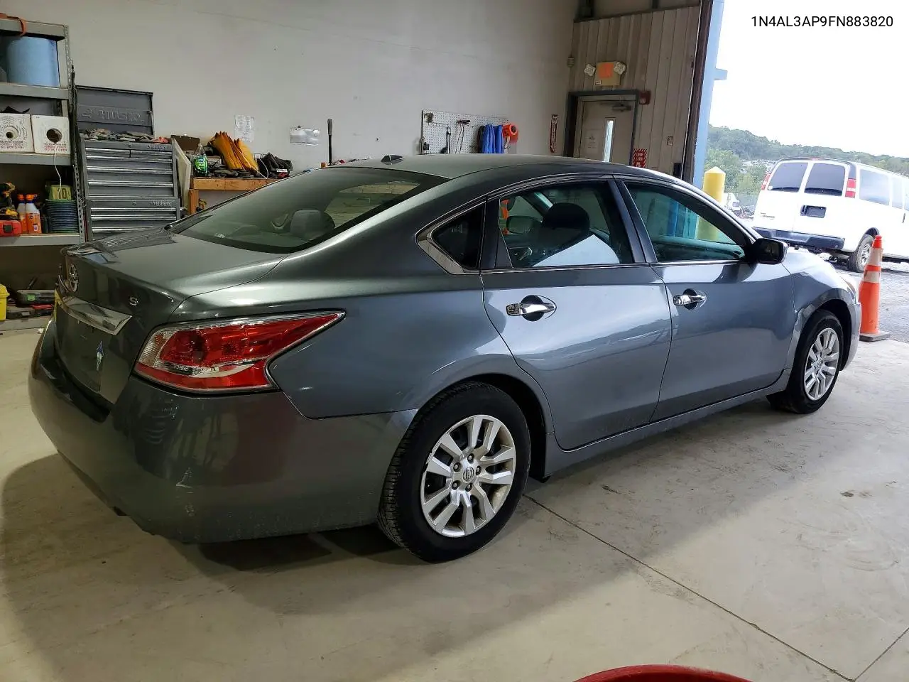 2015 NISSAN ALTIMA VIN 1N4AL3AP9FN883820 — фото 3
