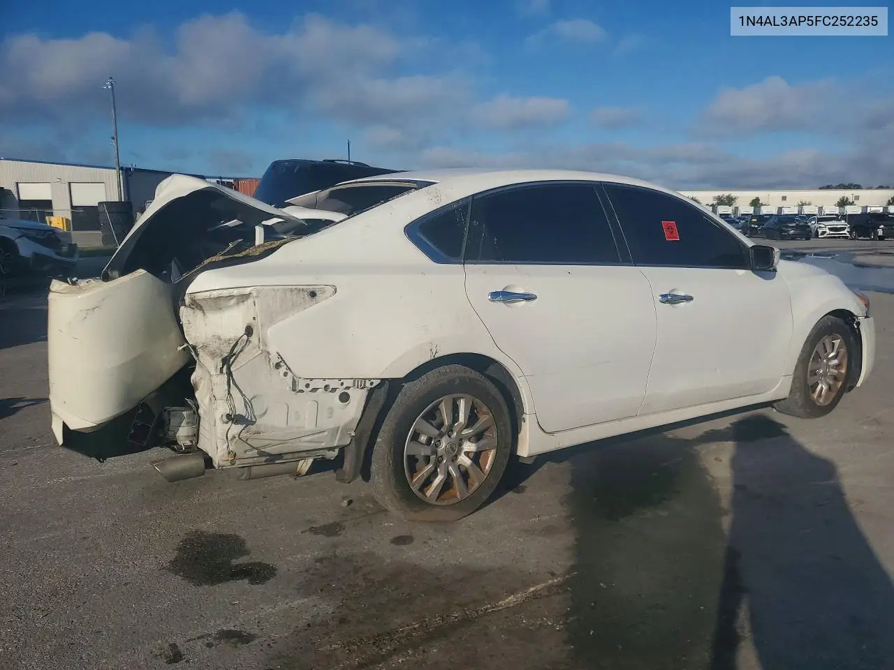 2015 NISSAN ALTIMA VIN 1N4AL3AP5FC252235 — фото 3