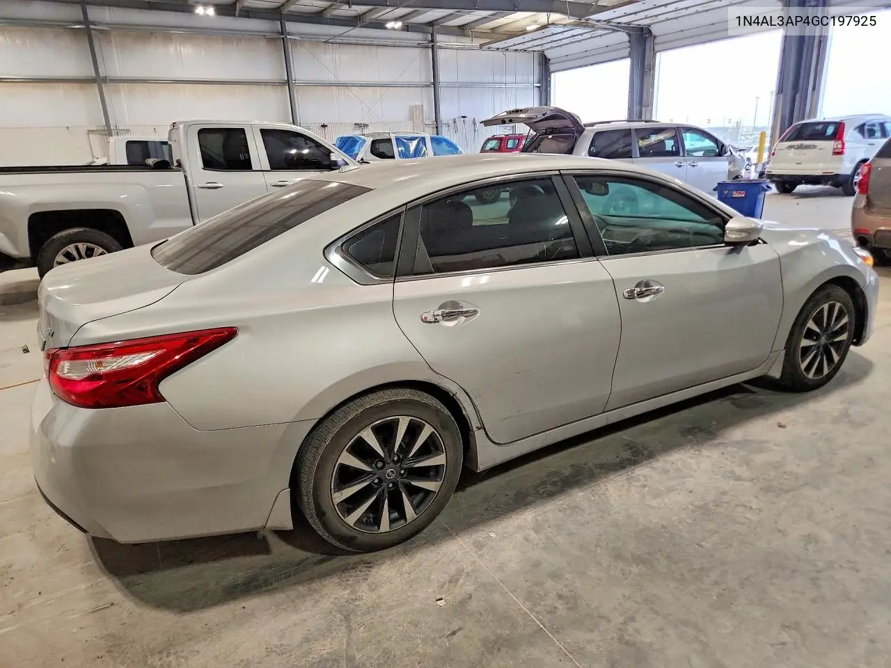 2016 NISSAN ALTIMA VIN 1N4AL3AP4GC197925 — фото 3