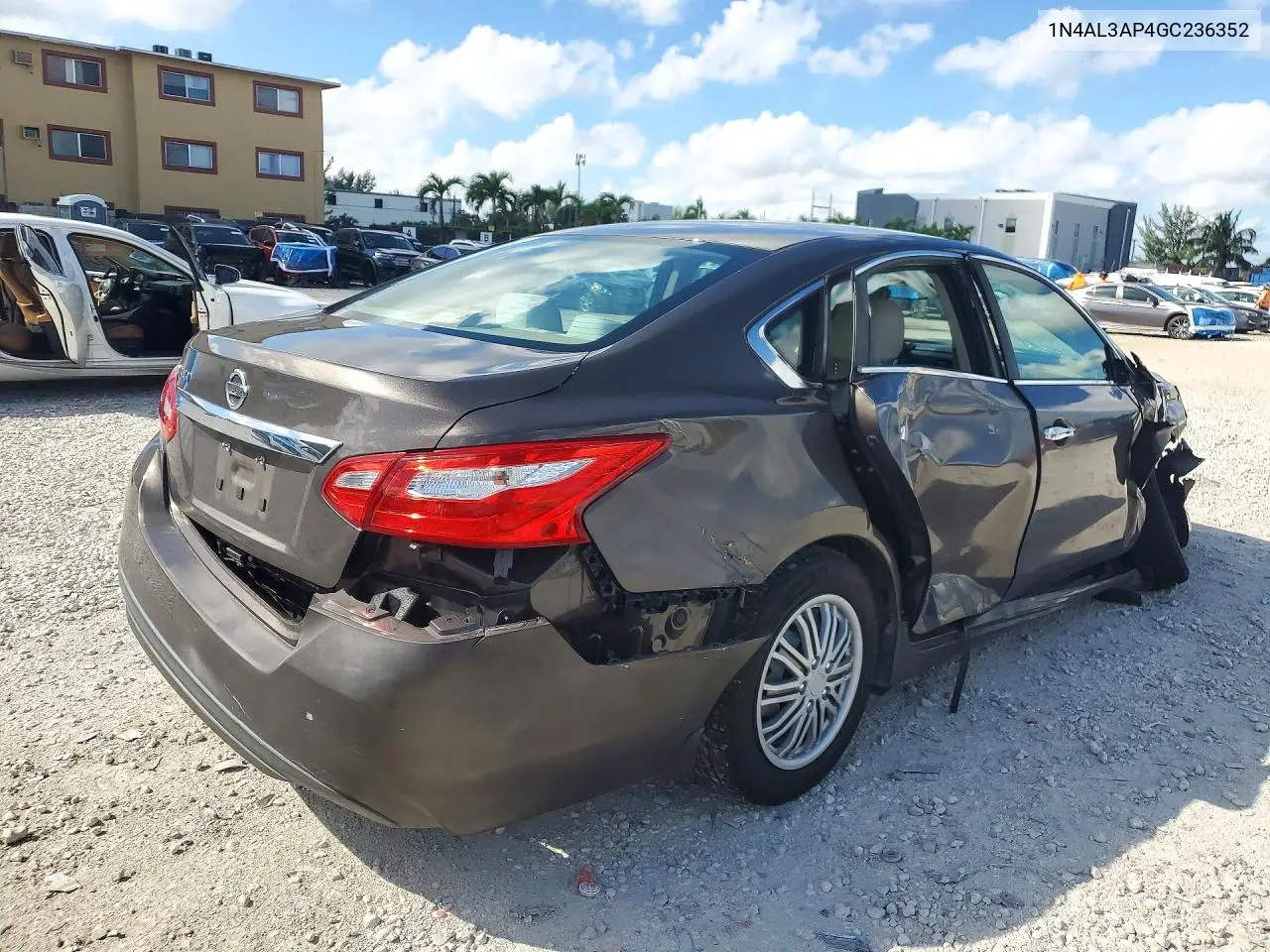 2016 NISSAN ALTIMA VIN 1N4AL3AP4GC236352 — фото 3