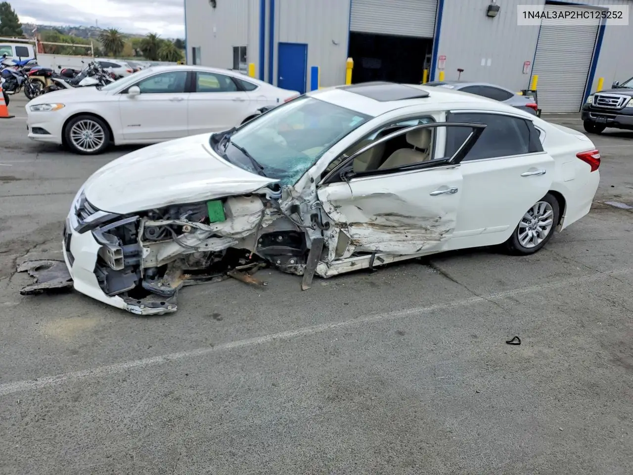 NISSAN ALTIMA 2017, VIN 1N4AL3AP2HC125252
