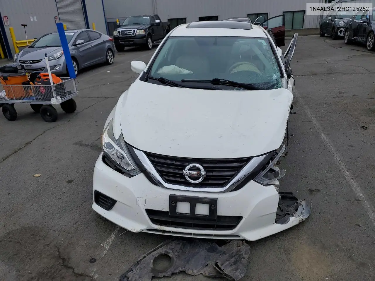 2017 NISSAN ALTIMA VIN 1N4AL3AP2HC125252 — фото 5