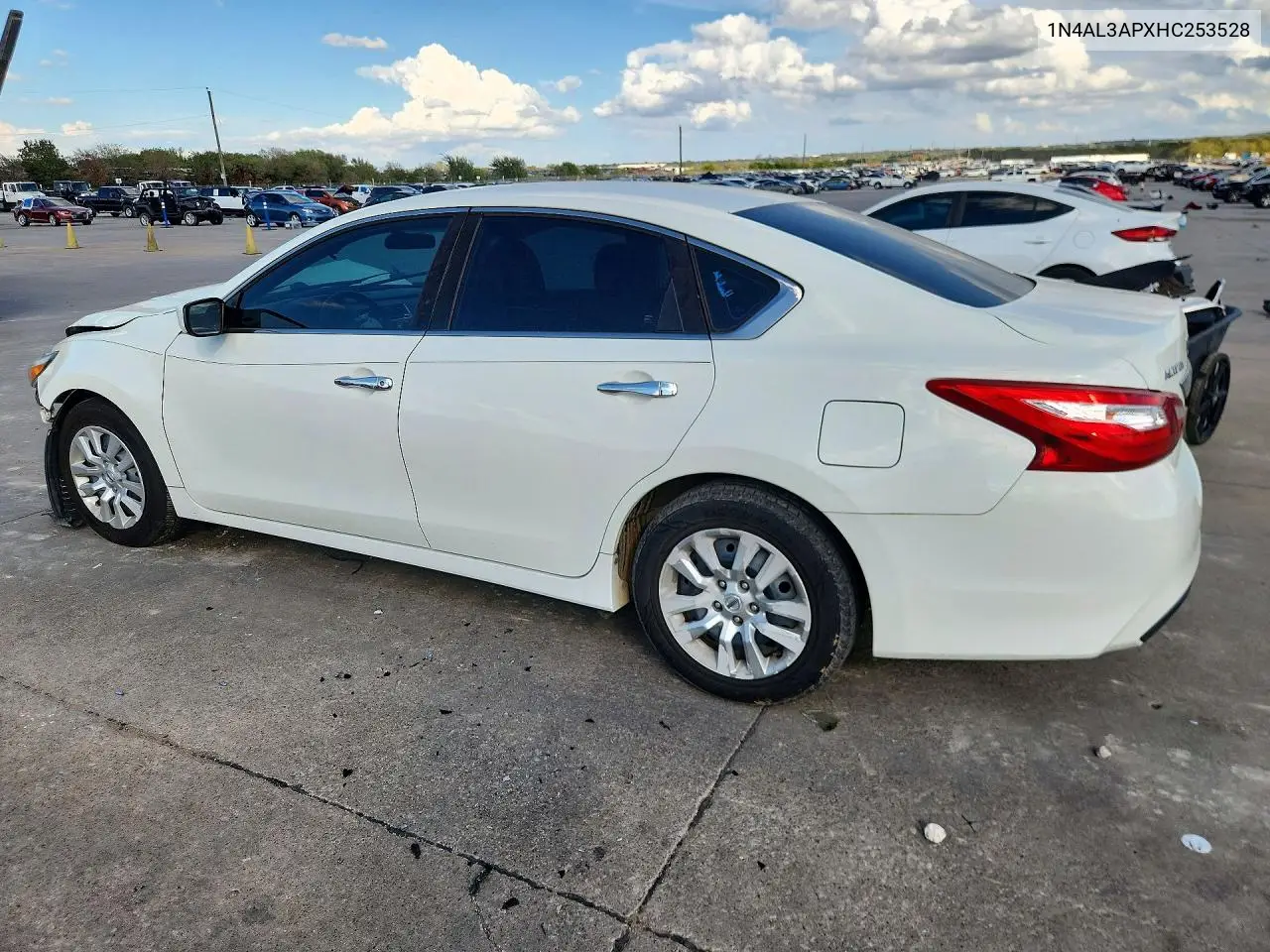 2017 NISSAN ALTIMA VIN 1N4AL3APXHC253528 — фото 2