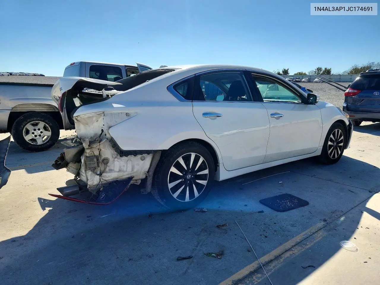 2018 NISSAN ALTIMA VIN 1N4AL3AP1JC174691 — фото 3