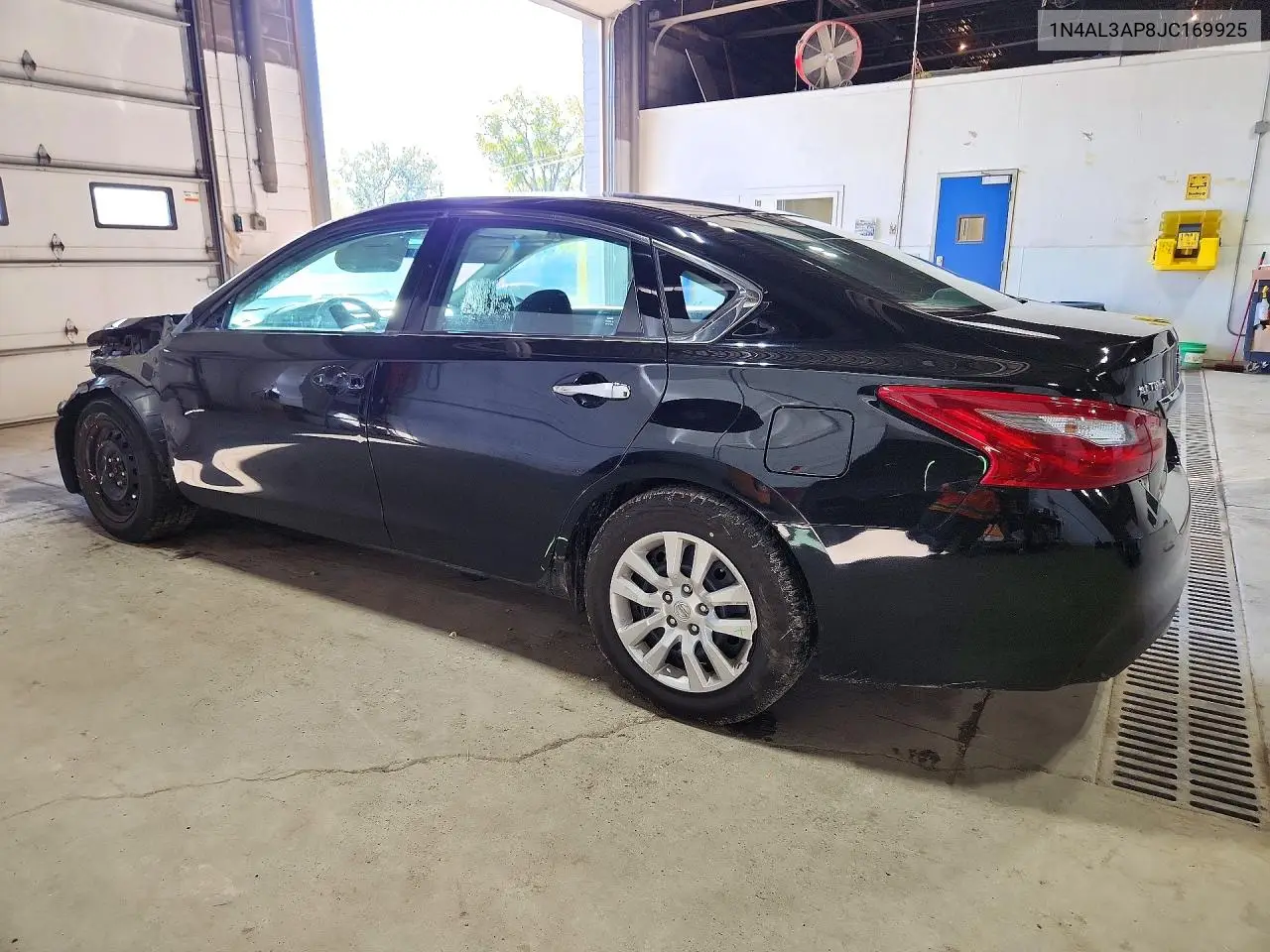 2018 NISSAN ALTIMA VIN 1N4AL3AP8JC169925 — фото 2