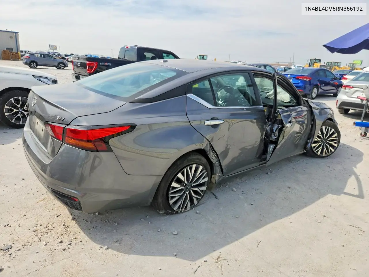 2024 NISSAN ALTIMA VIN 1N4BL4DV6RN366192 — фото 3