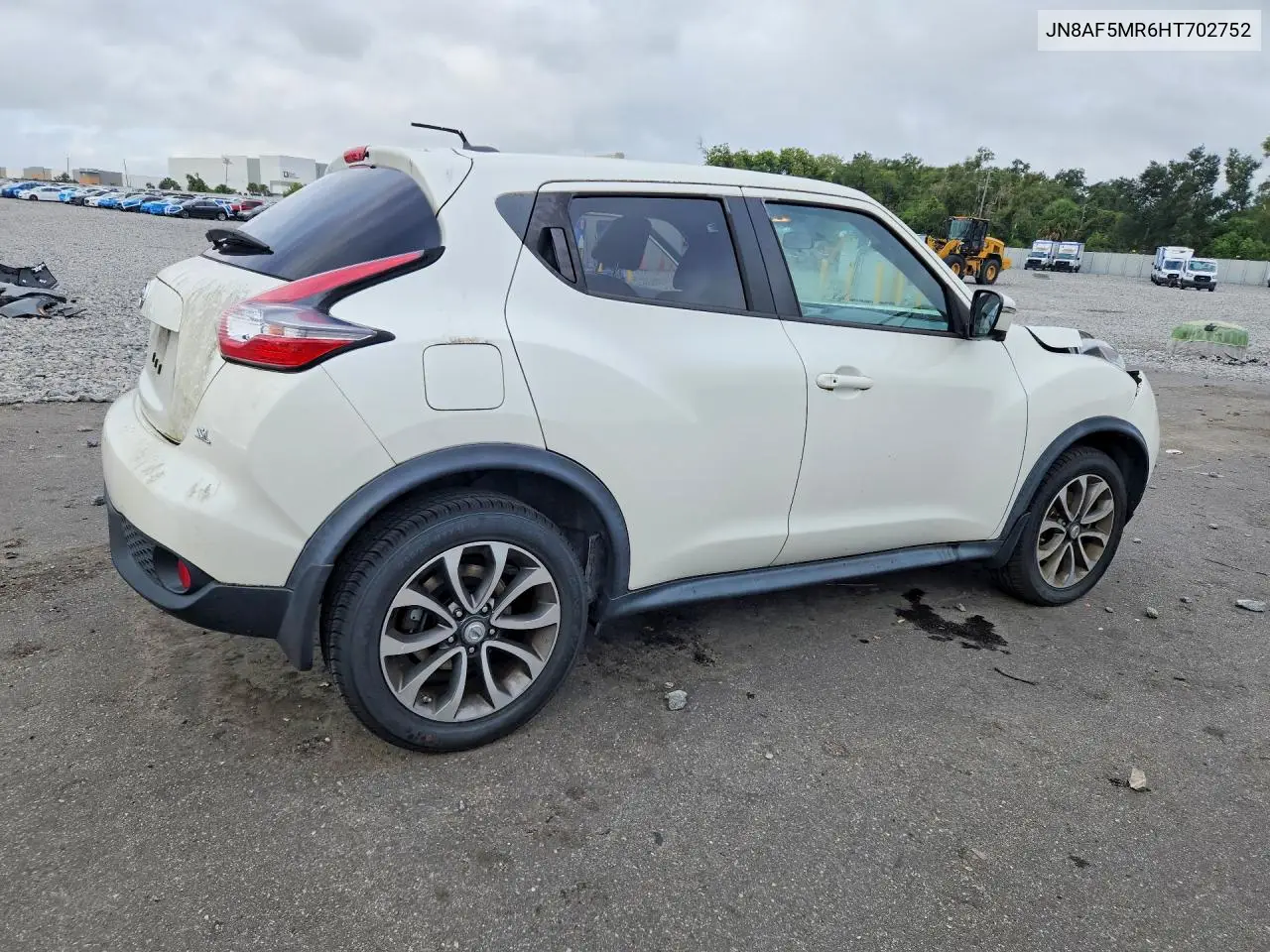 2017 NISSAN JUKE VIN JN8AF5MR6HT702752 — фото 3