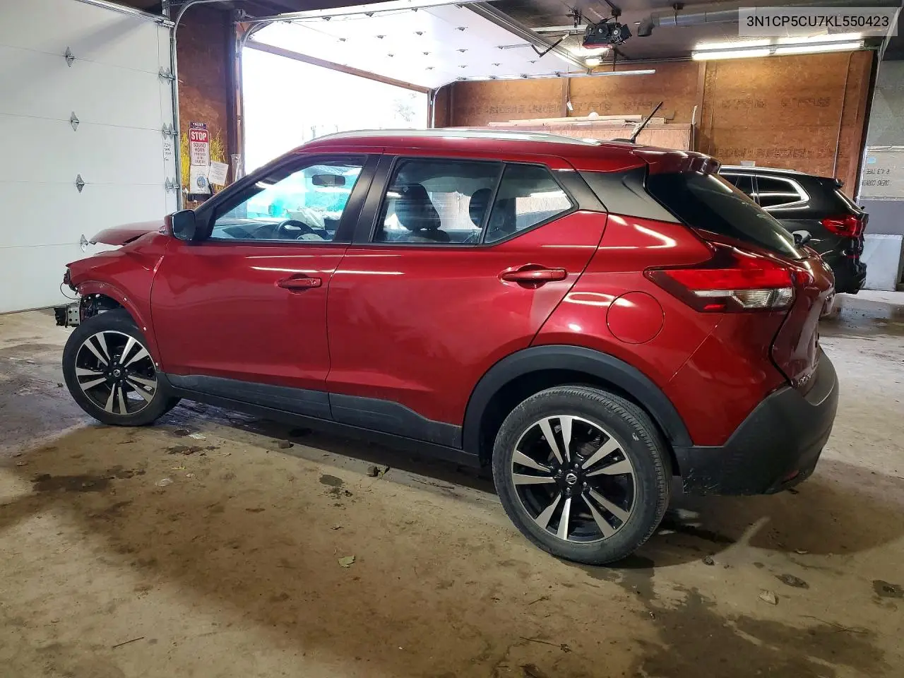 2019 NISSAN KICKS VIN 3N1CP5CU7KL550423 — фото 2