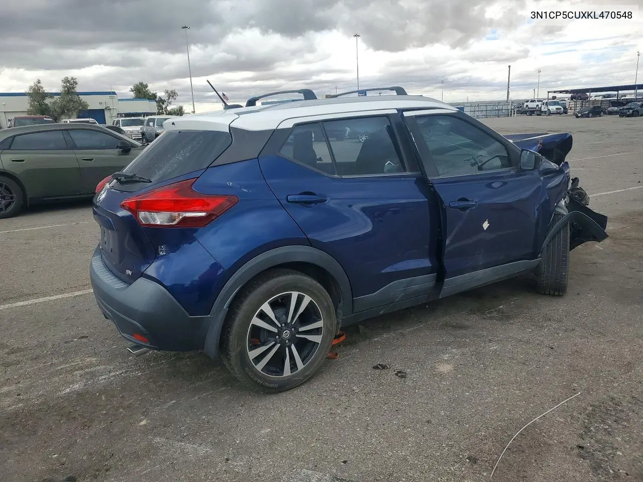 2019 NISSAN KICKS VIN 3N1CP5CUXKL470548 — фото 3