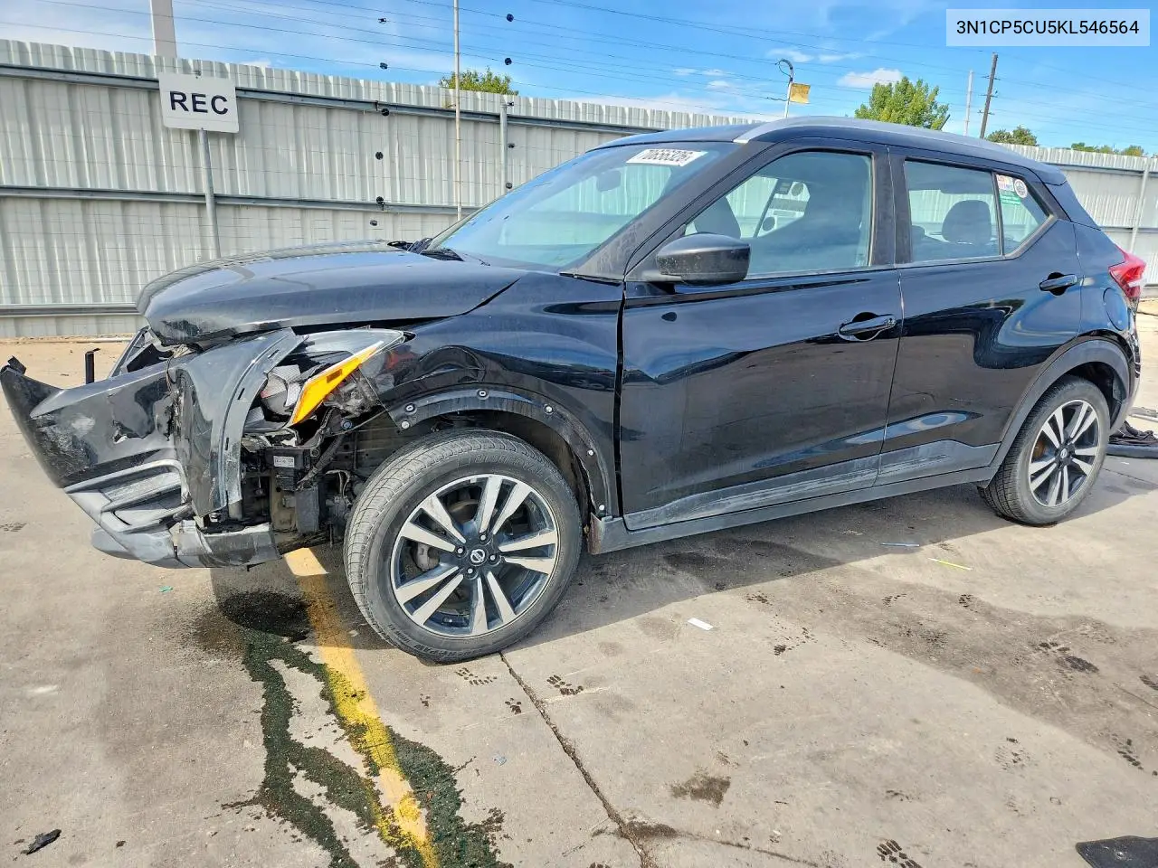 NISSAN KICKS 2019, VIN 3N1CP5CU5KL546564