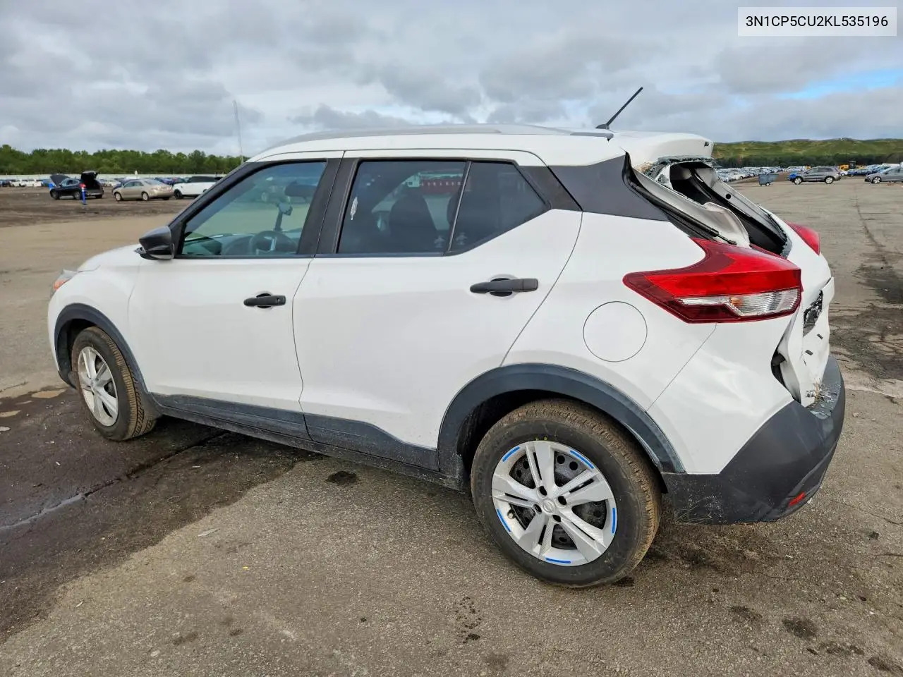 2019 NISSAN KICKS VIN 3N1CP5CU2KL535196 — фото 2