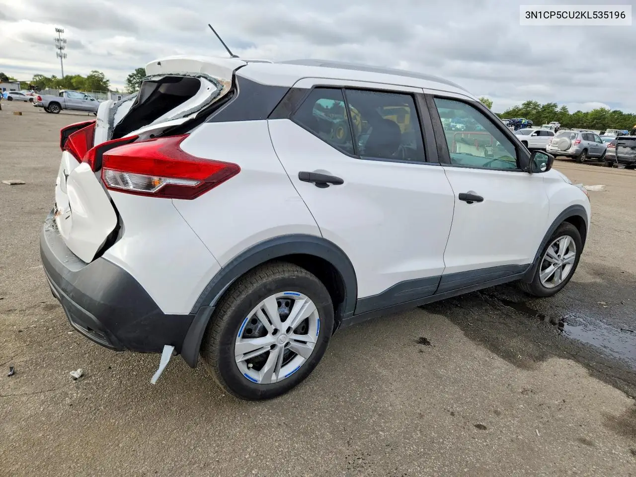 2019 NISSAN KICKS VIN 3N1CP5CU2KL535196 — фото 3