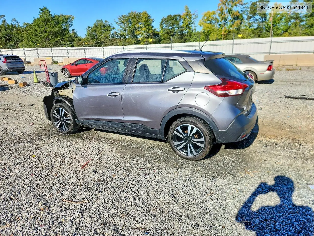 2019 NISSAN KICKS VIN 3N1CP5CU4KL541341 — фото 2