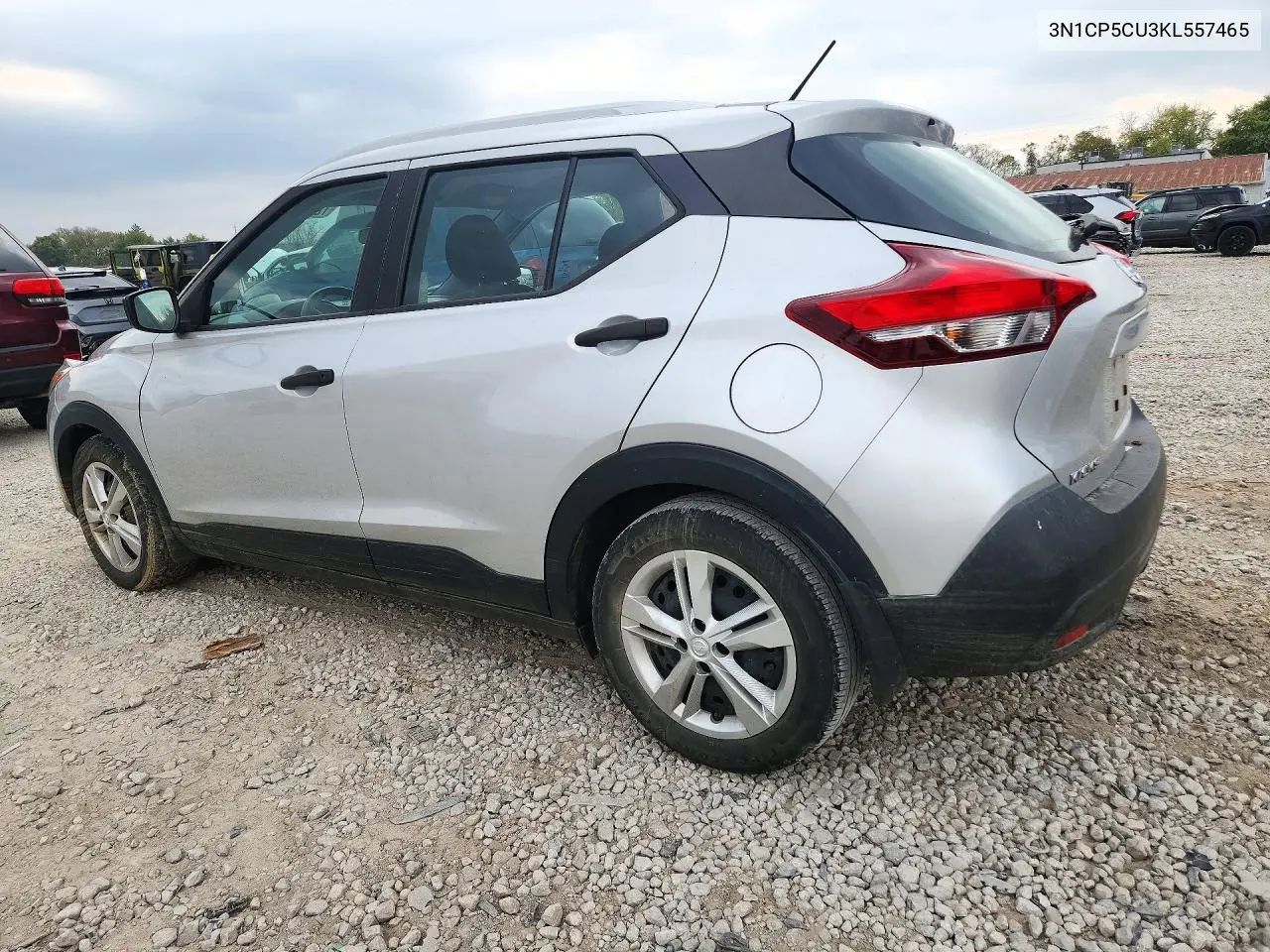 2019 NISSAN KICKS VIN 3N1CP5CU3KL557465 — фото 2