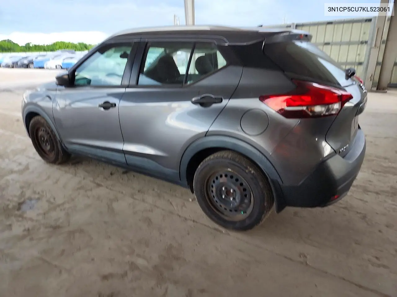 2019 NISSAN KICKS VIN 3N1CP5CU7KL523061 — фото 2