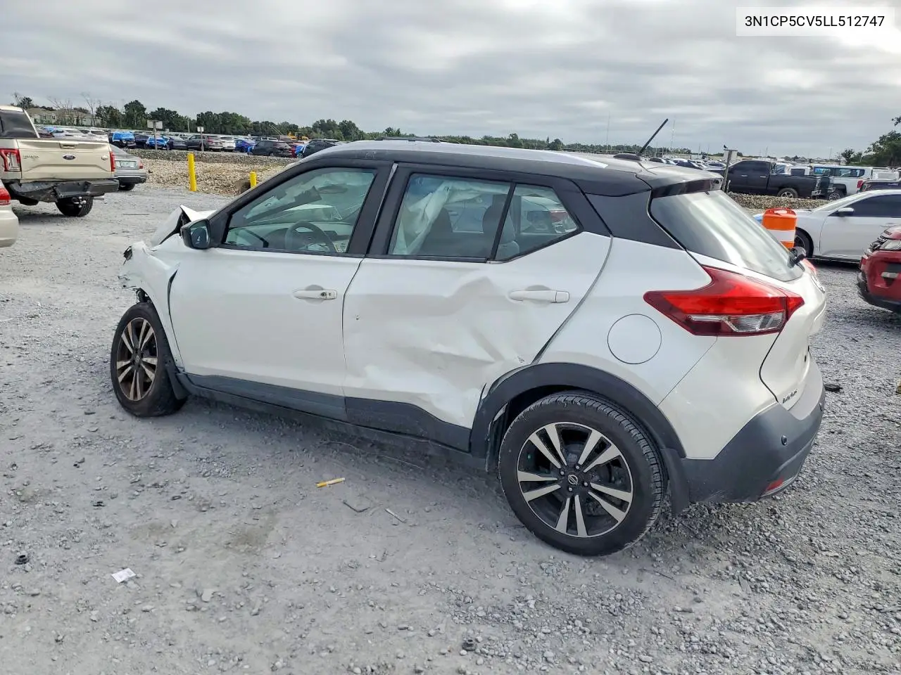 2020 NISSAN KICKS VIN 3N1CP5CV5LL512747 — фото 2