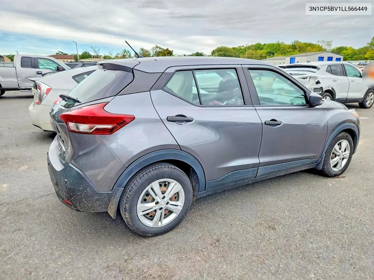 2020 NISSAN KICKS VIN 3N1CP5BV1LL566449 — фото 3