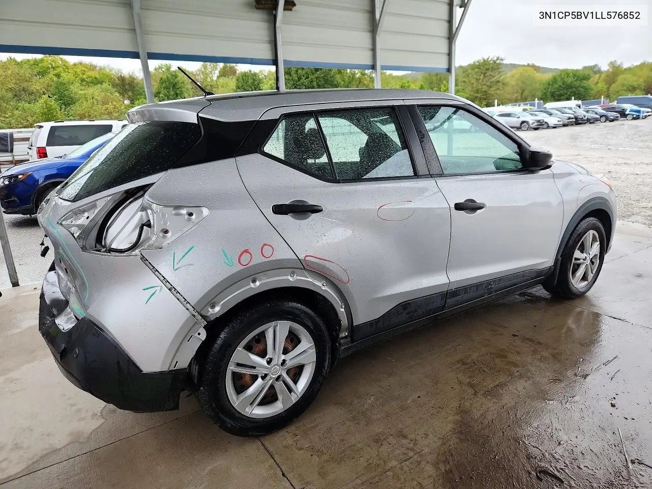 2020 NISSAN KICKS VIN 3N1CP5BV1LL576852 — фото 3