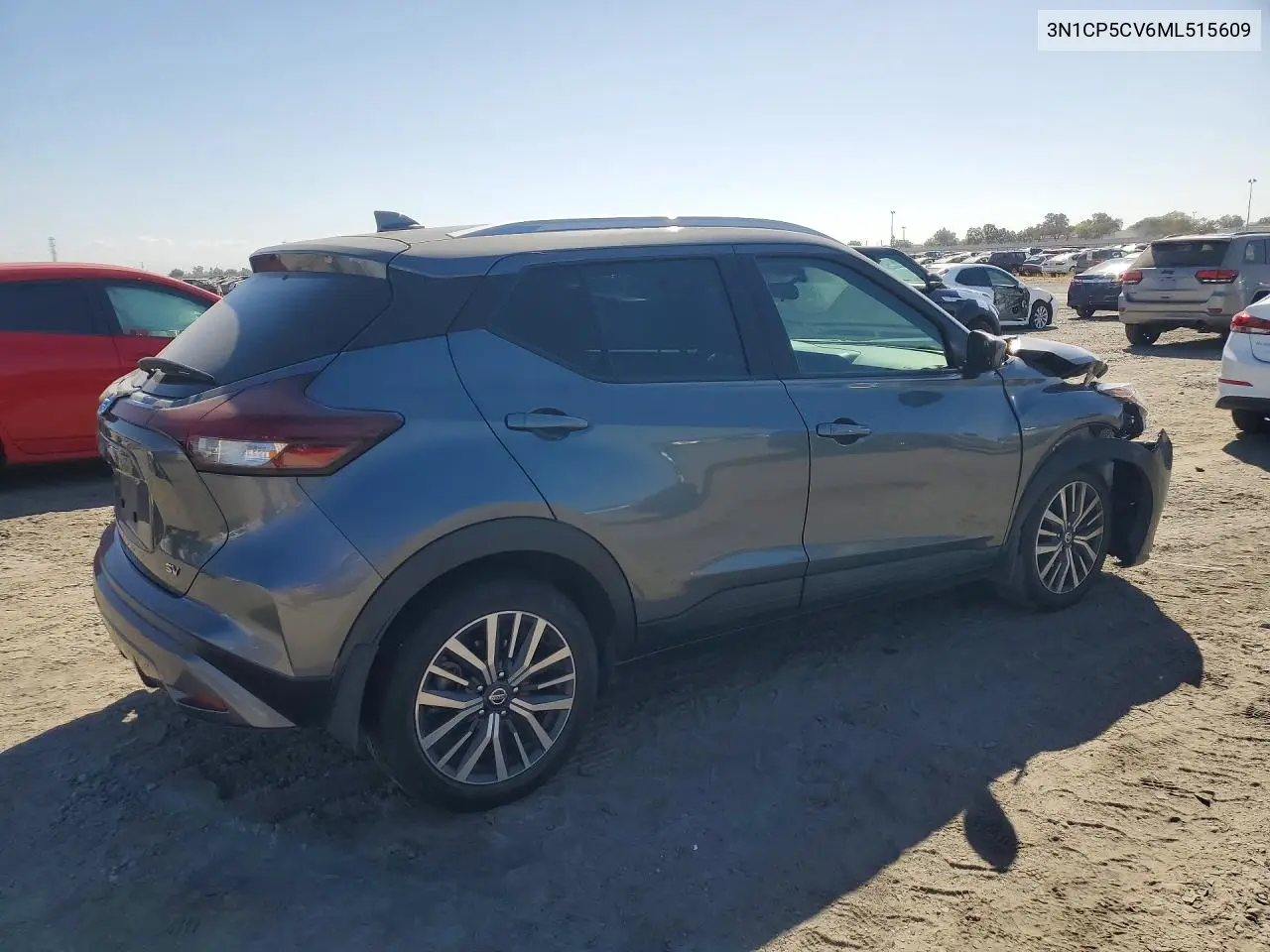 2021 NISSAN KICKS VIN 3N1CP5CV6ML515609 — фото 3