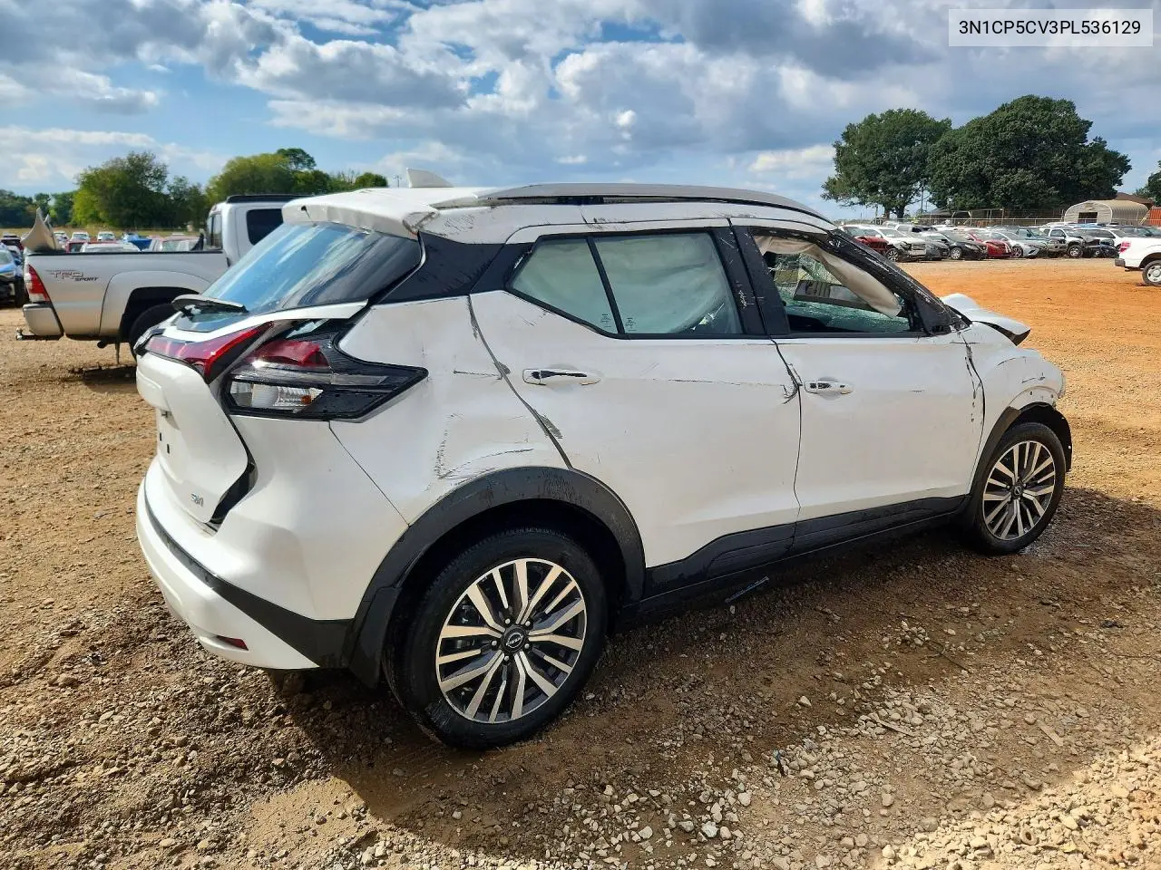 2023 NISSAN KICKS VIN 3N1CP5CV3PL536129 — фото 3