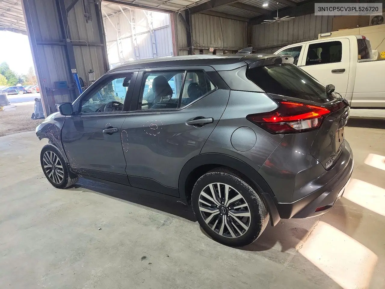 2023 NISSAN KICKS VIN 3N1CP5CV3PL526720 — фото 2