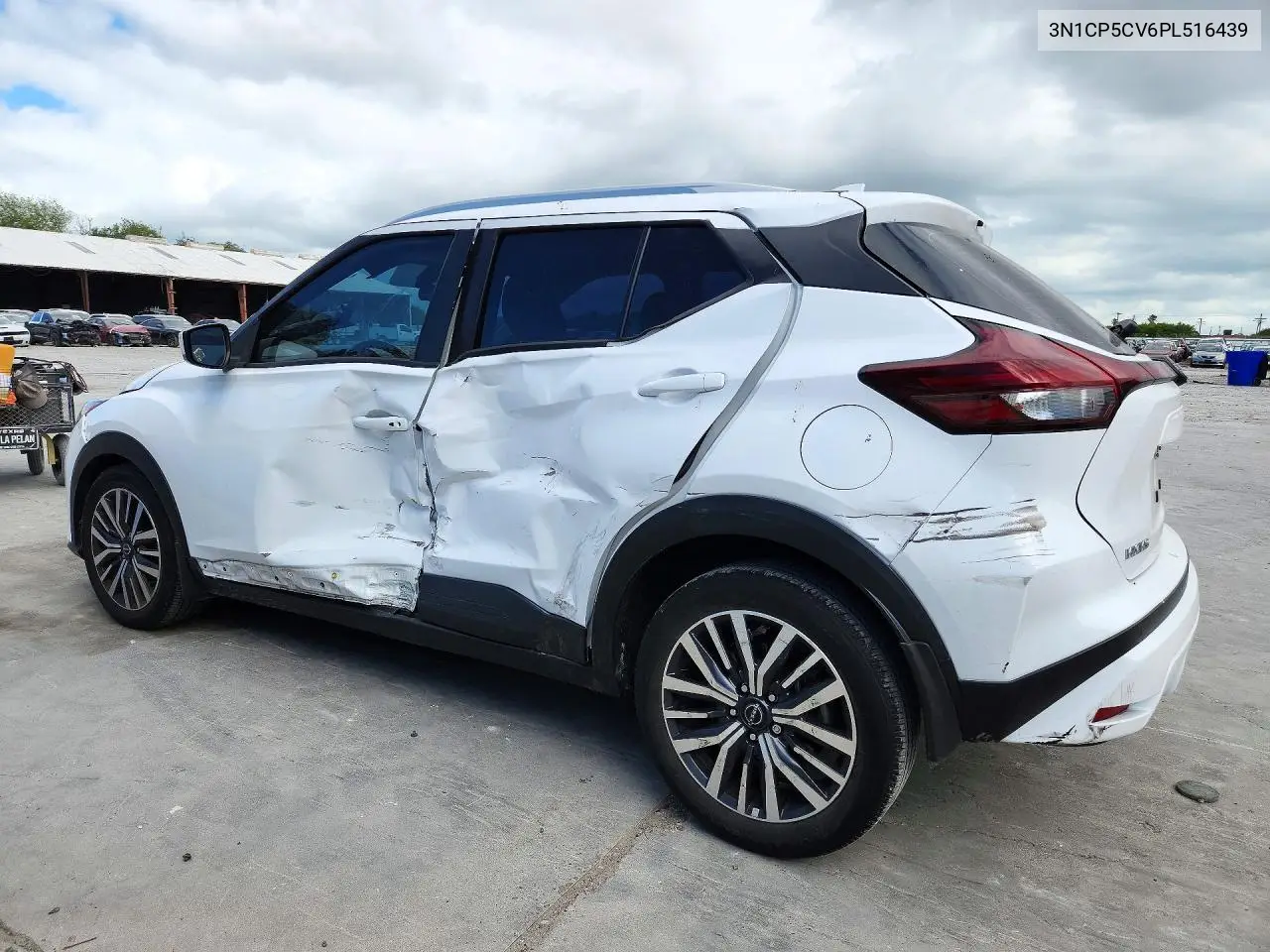 2023 NISSAN KICKS VIN 3N1CP5CV6PL516439 — фото 2