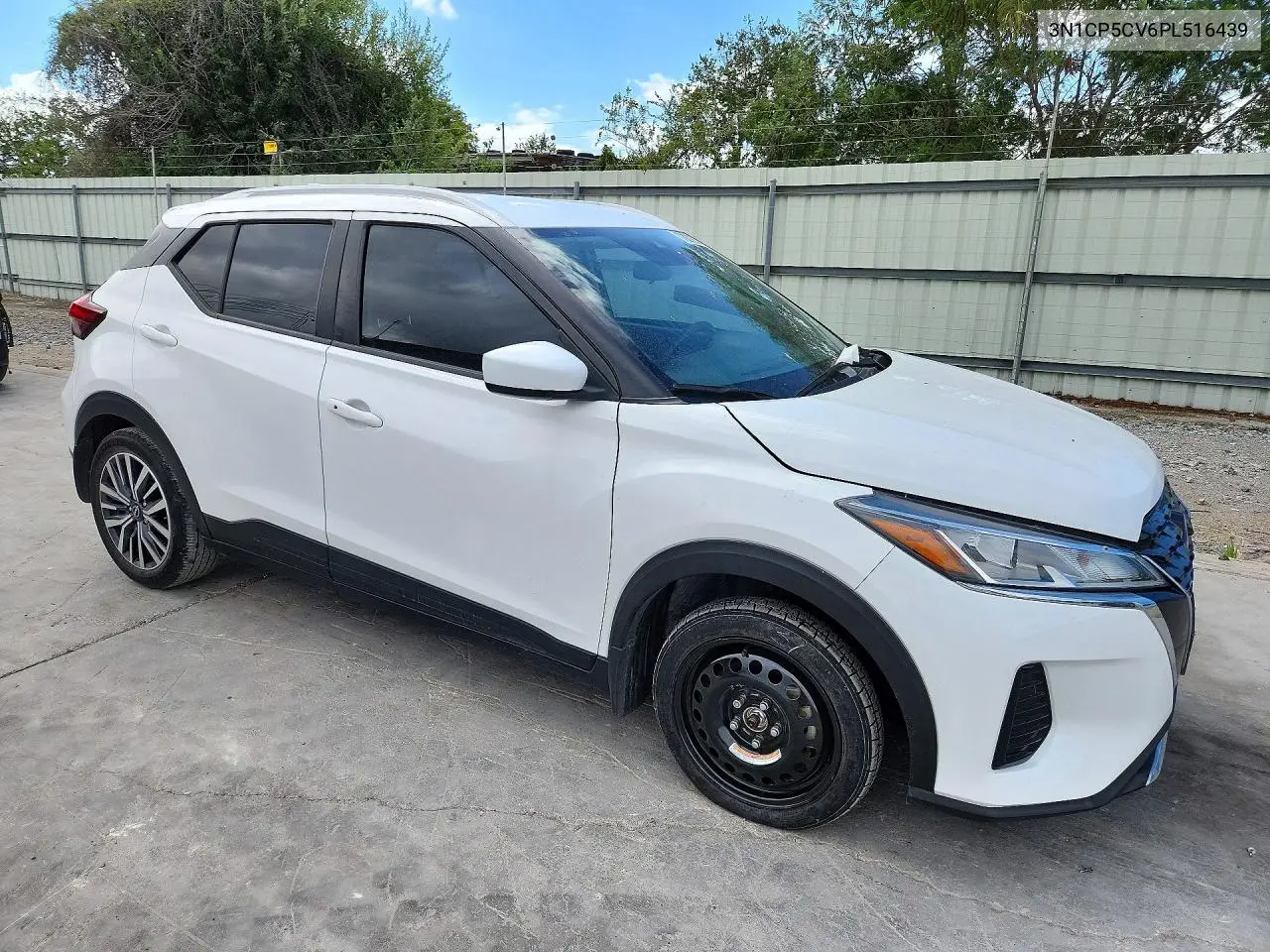 2023 NISSAN KICKS VIN 3N1CP5CV6PL516439 — фото 4