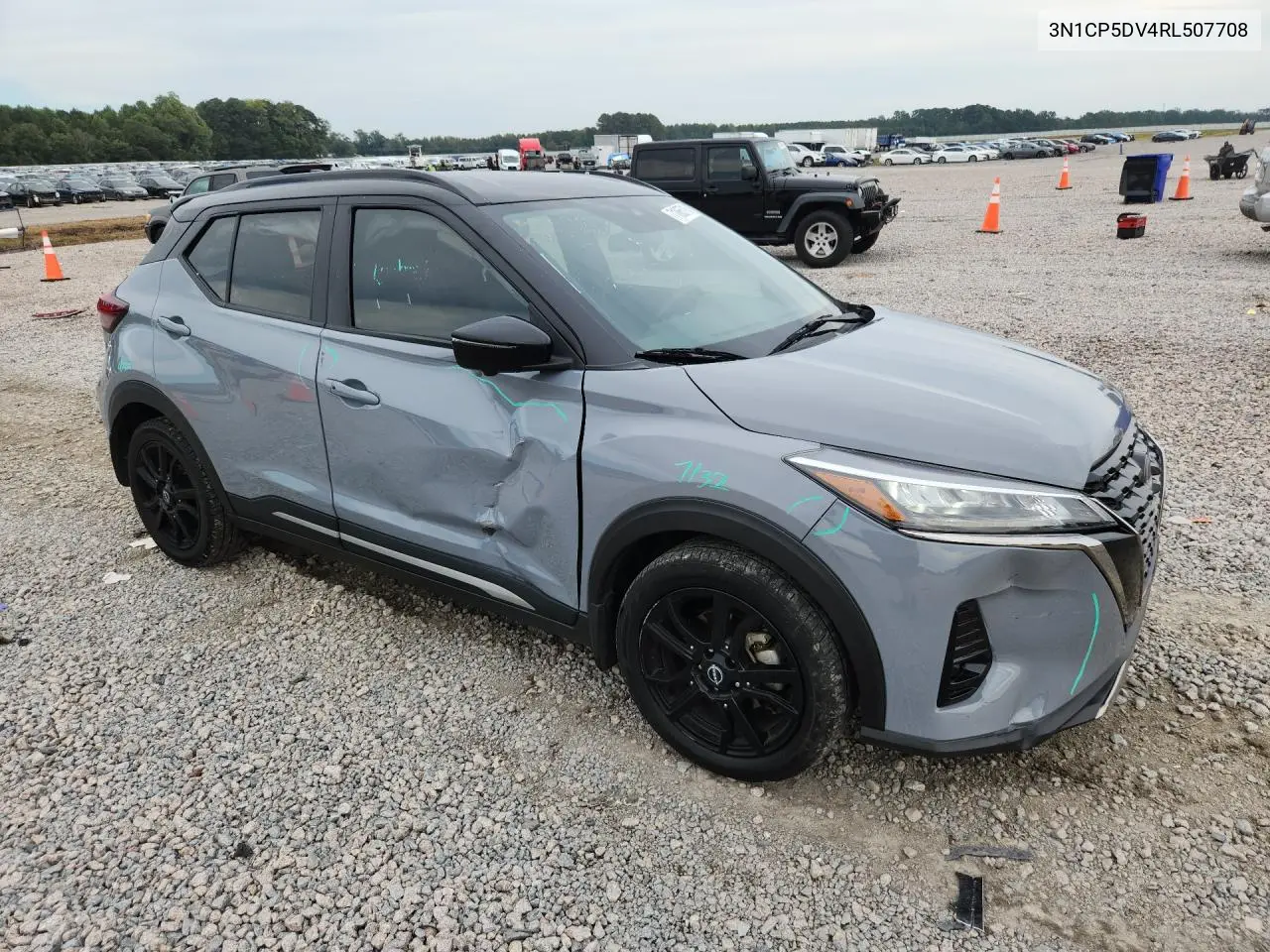 2024 NISSAN KICKS VIN 3N1CP5DV4RL507708 — фото 4