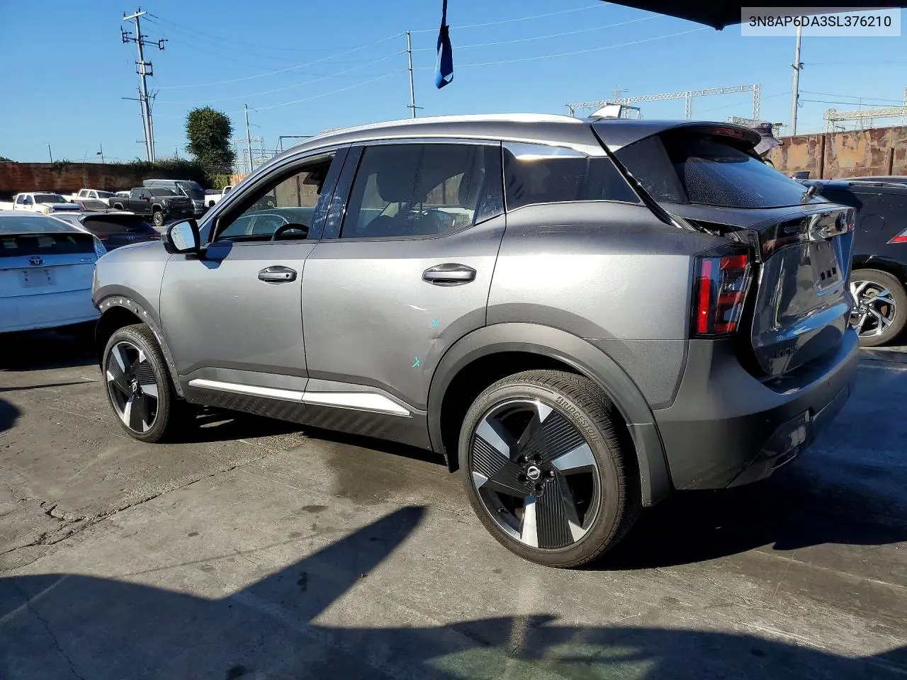 2025 NISSAN KICKS VIN 3N8AP6DA3SL376210 — фото 2