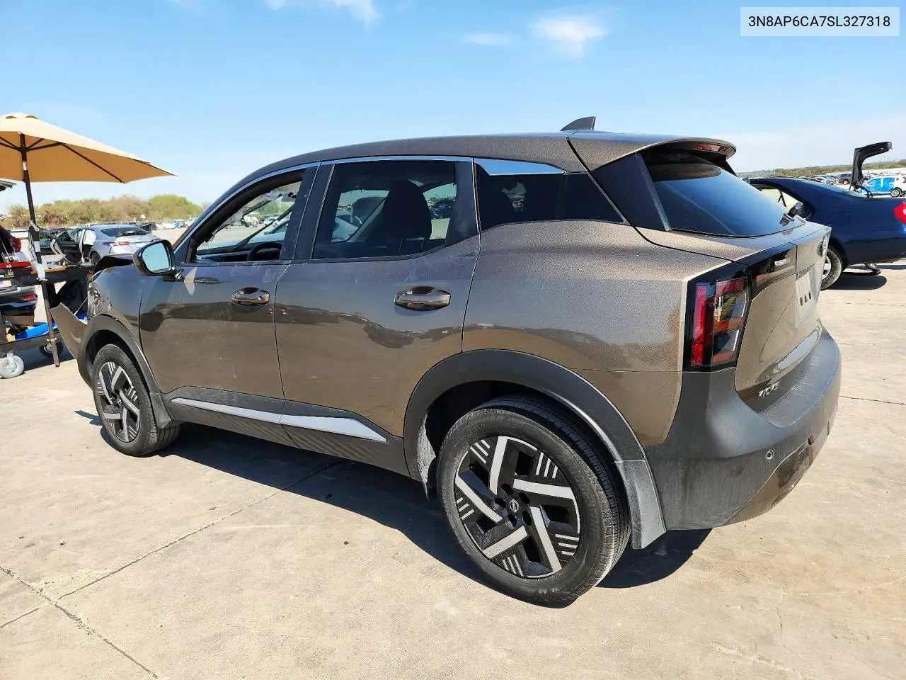 2025 NISSAN KICKS VIN 3N8AP6CA7SL327318 — фото 2