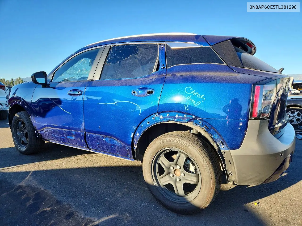 2026 NISSAN KICKS VIN 3N8AP6CE5TL381298 — фото 2