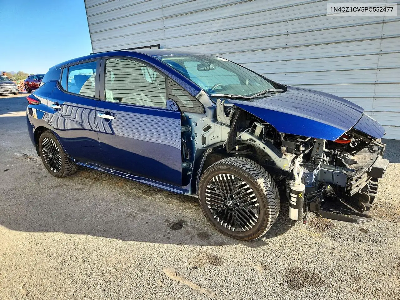2023 NISSAN LEAF VIN 1N4CZ1CV5PC552477 — фото 4